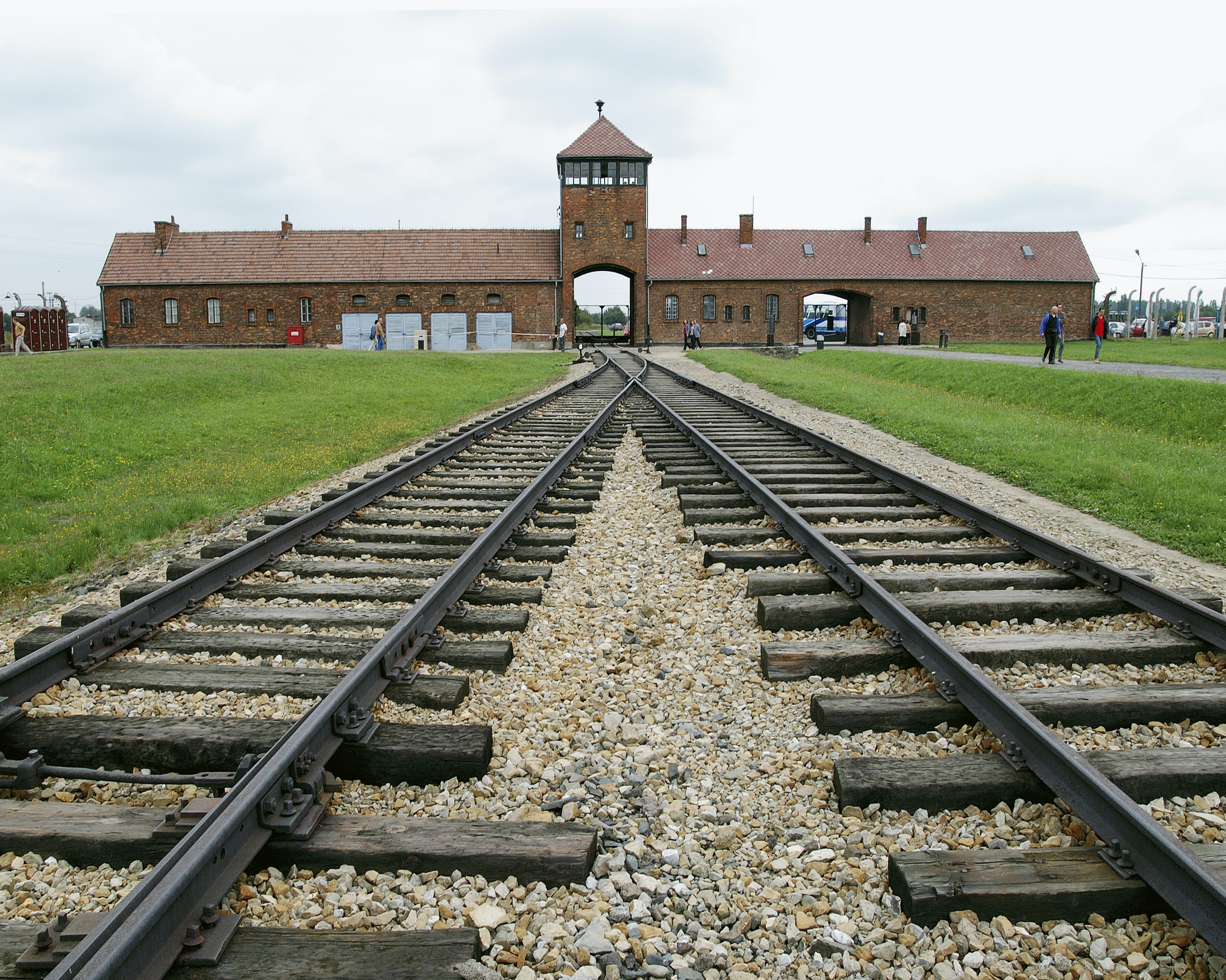 Auschwitz entre